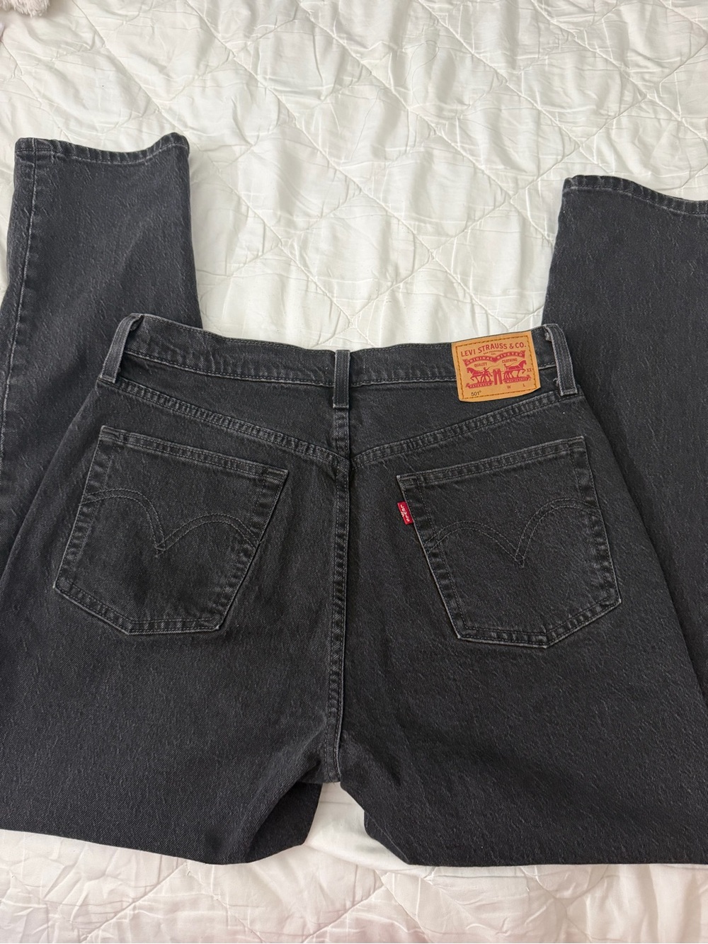 Levi's Black Straight Women's Jeans
